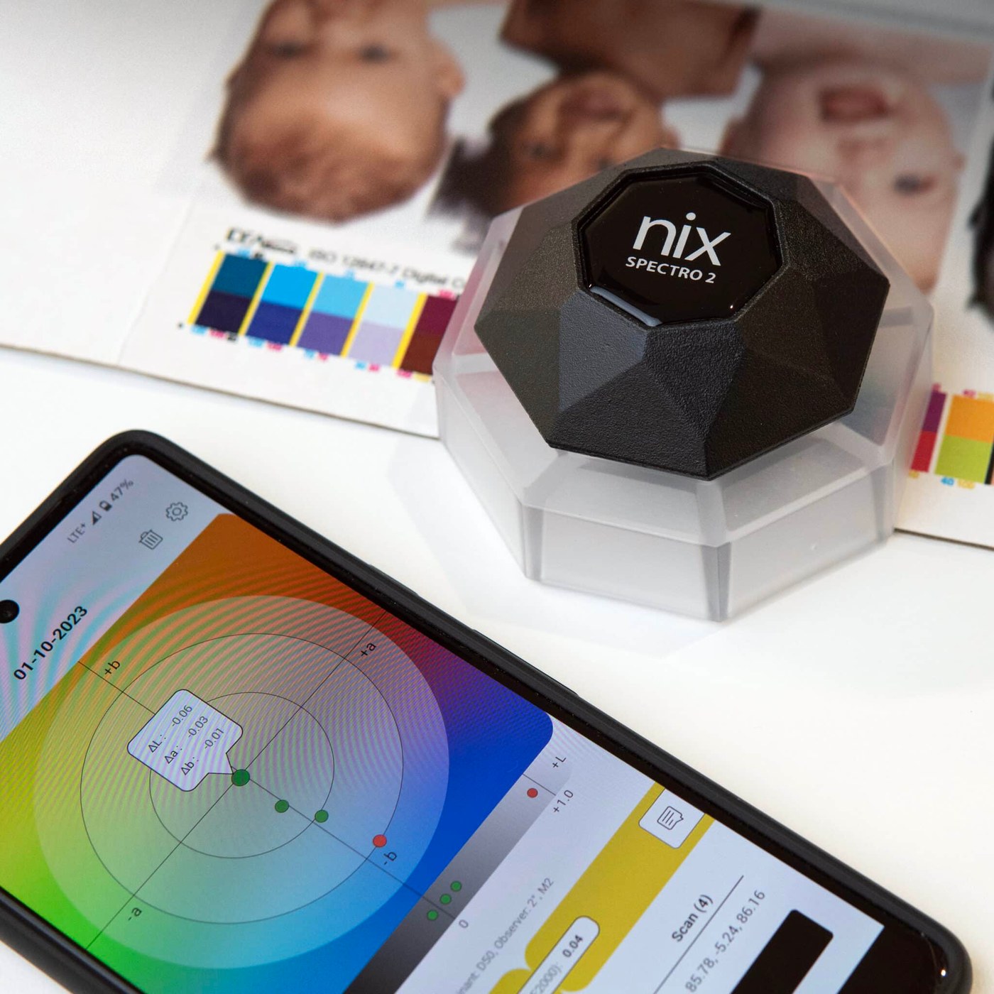Nix Spectro 2 spectrophotometer with colour QC app
